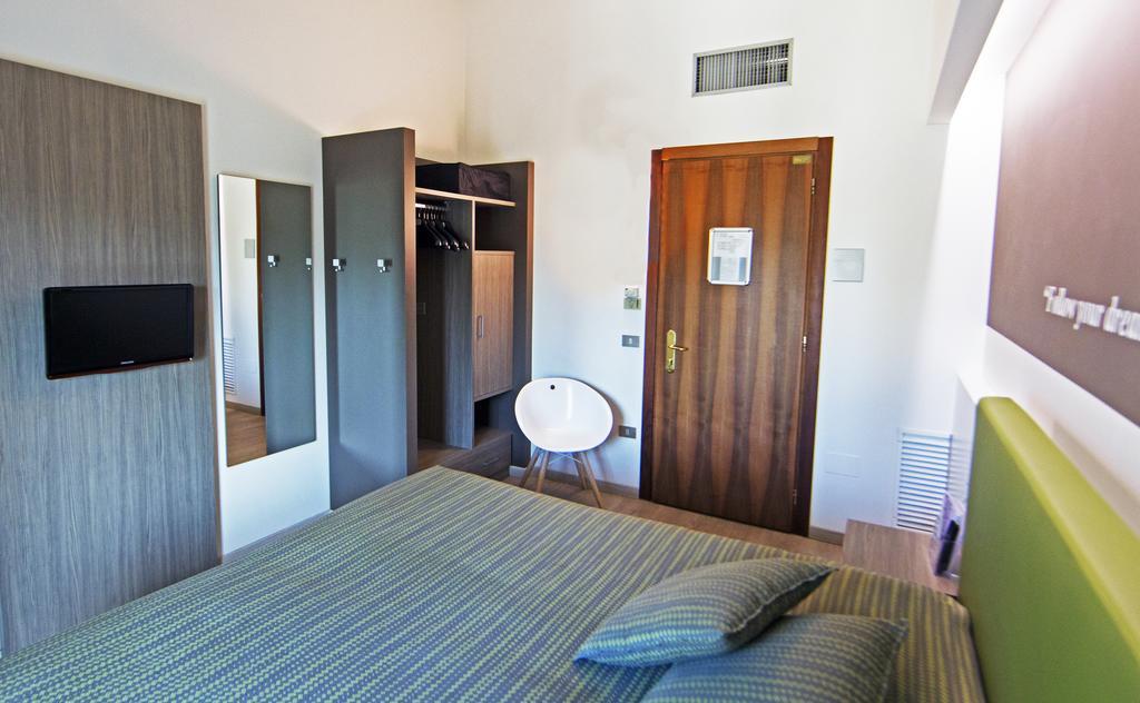 Basic Double or Twin Room Balcony