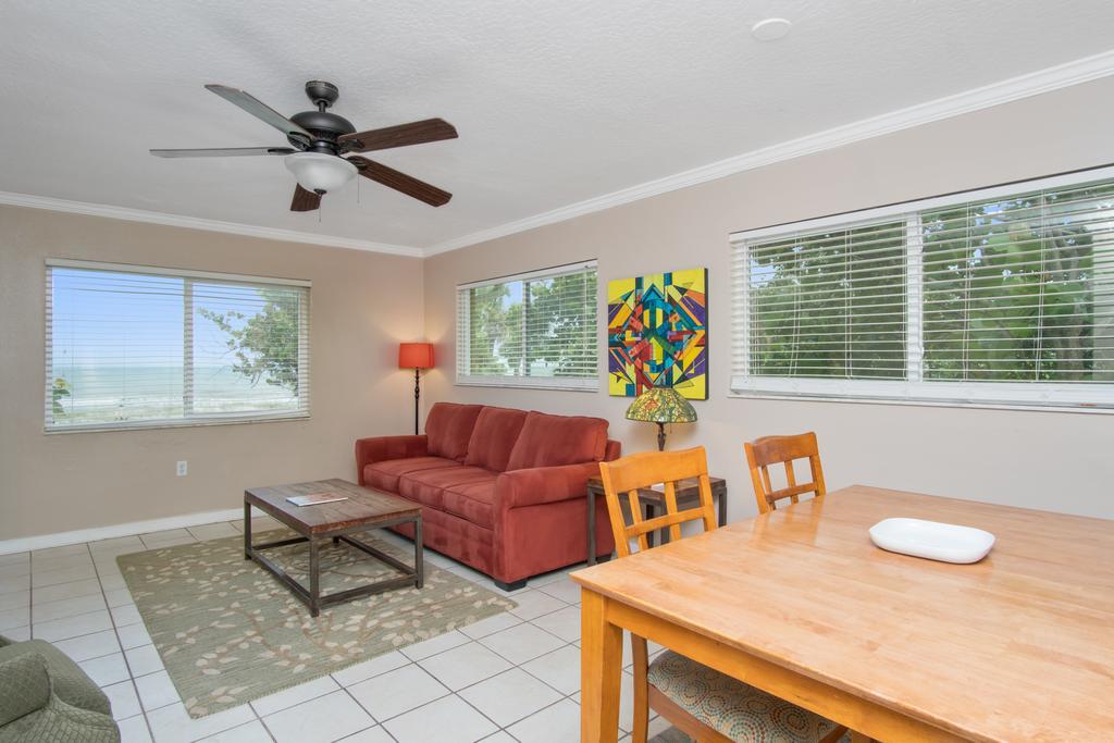 Two-Bedroom King Apartment Oceanfront View,552692145:JPEG
