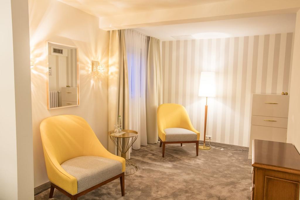 Junior Suite,449206167:JPEG