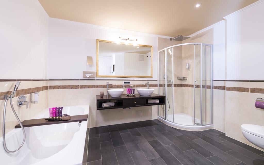 Triple Room Balcony