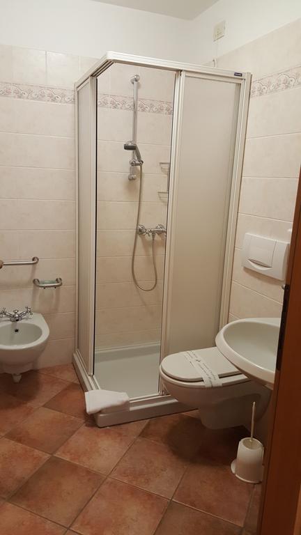 Superior Single Room,999849864:JPEG
