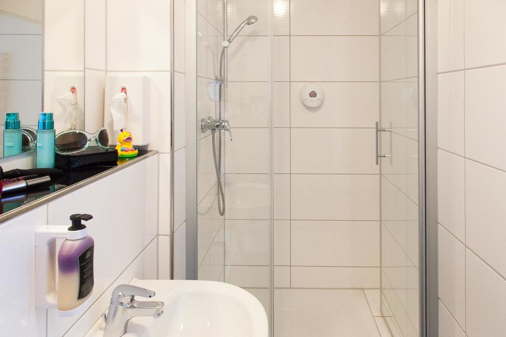 Standard Single Room,449619864:JPEG