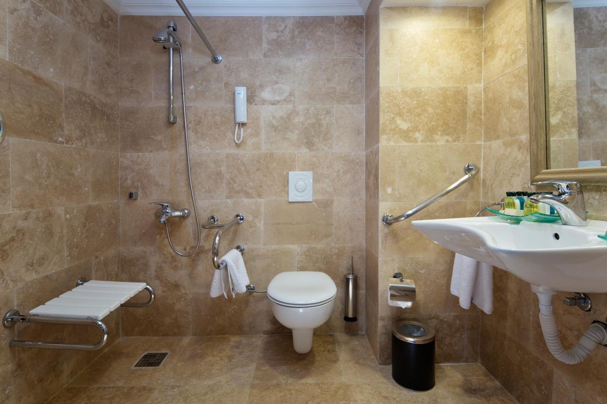 Double Room Disability Access,1274937895:JPEG