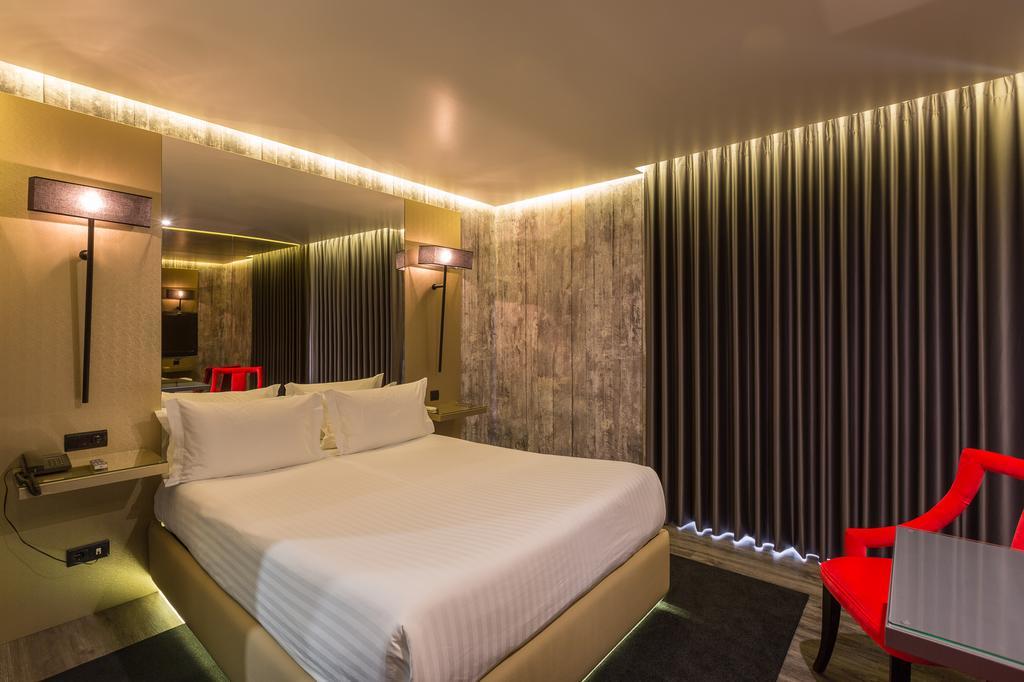 Standard Suite