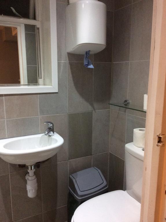 Economy Single Room Toilet