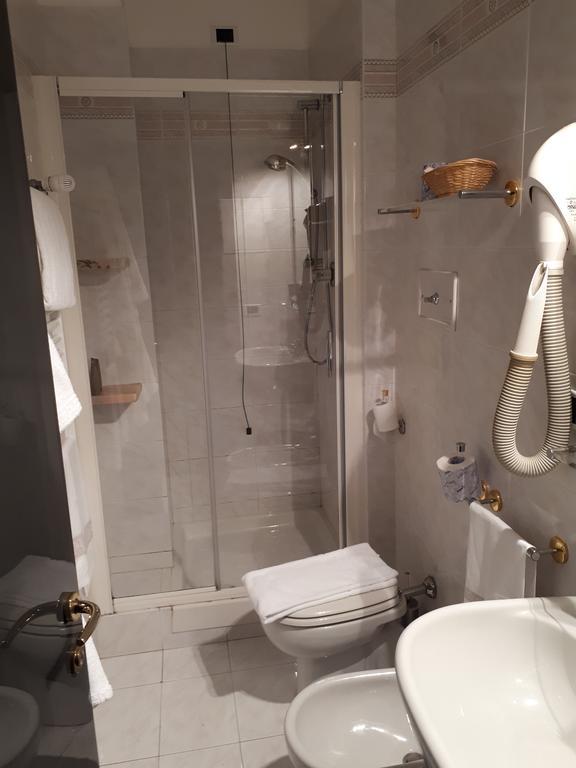 Double or Twin Room,1498977265:JPEG