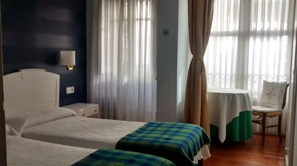 Double or Twin Room,451754937:JPEG