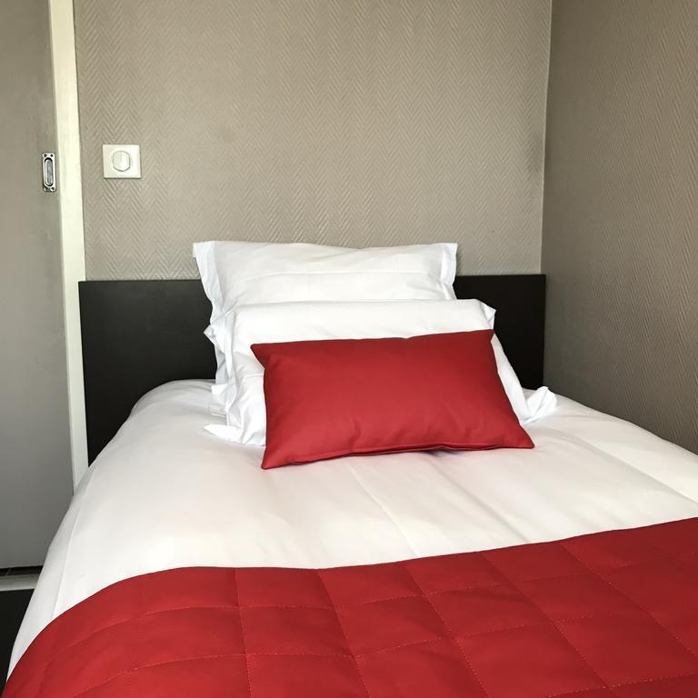 Economy Single Room,377366830:JPEG