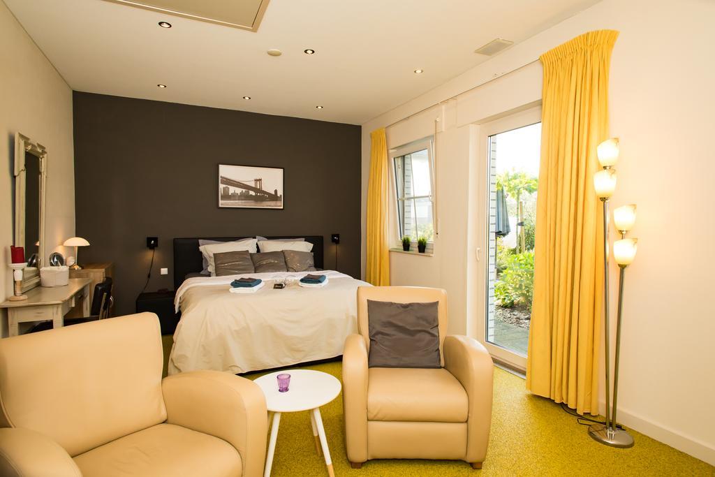 Large King Room