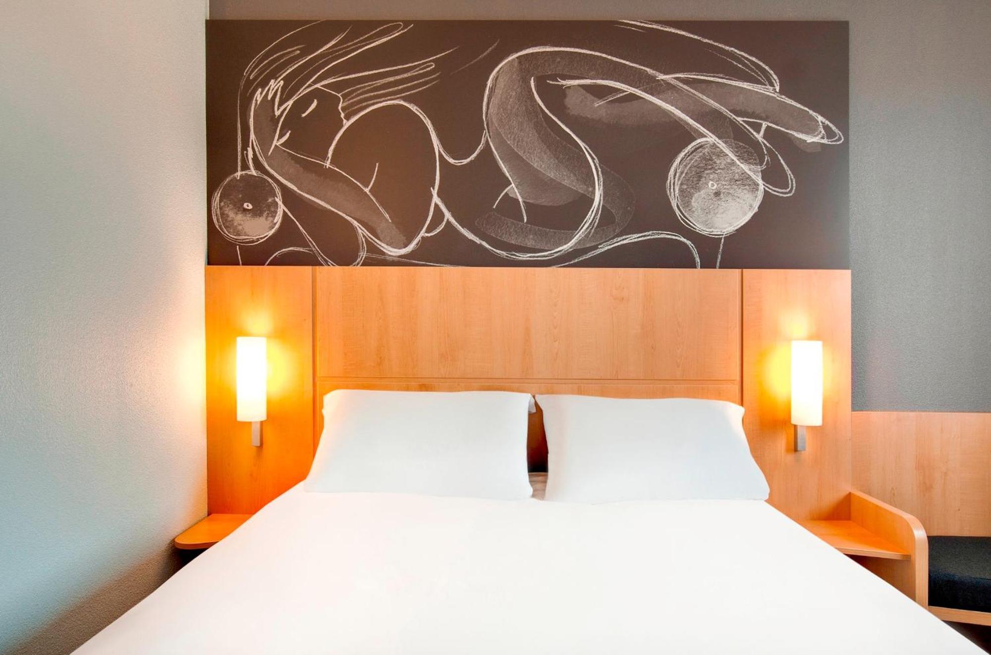 Standard Room Double Bed Twin Beds,841685522:JPEG