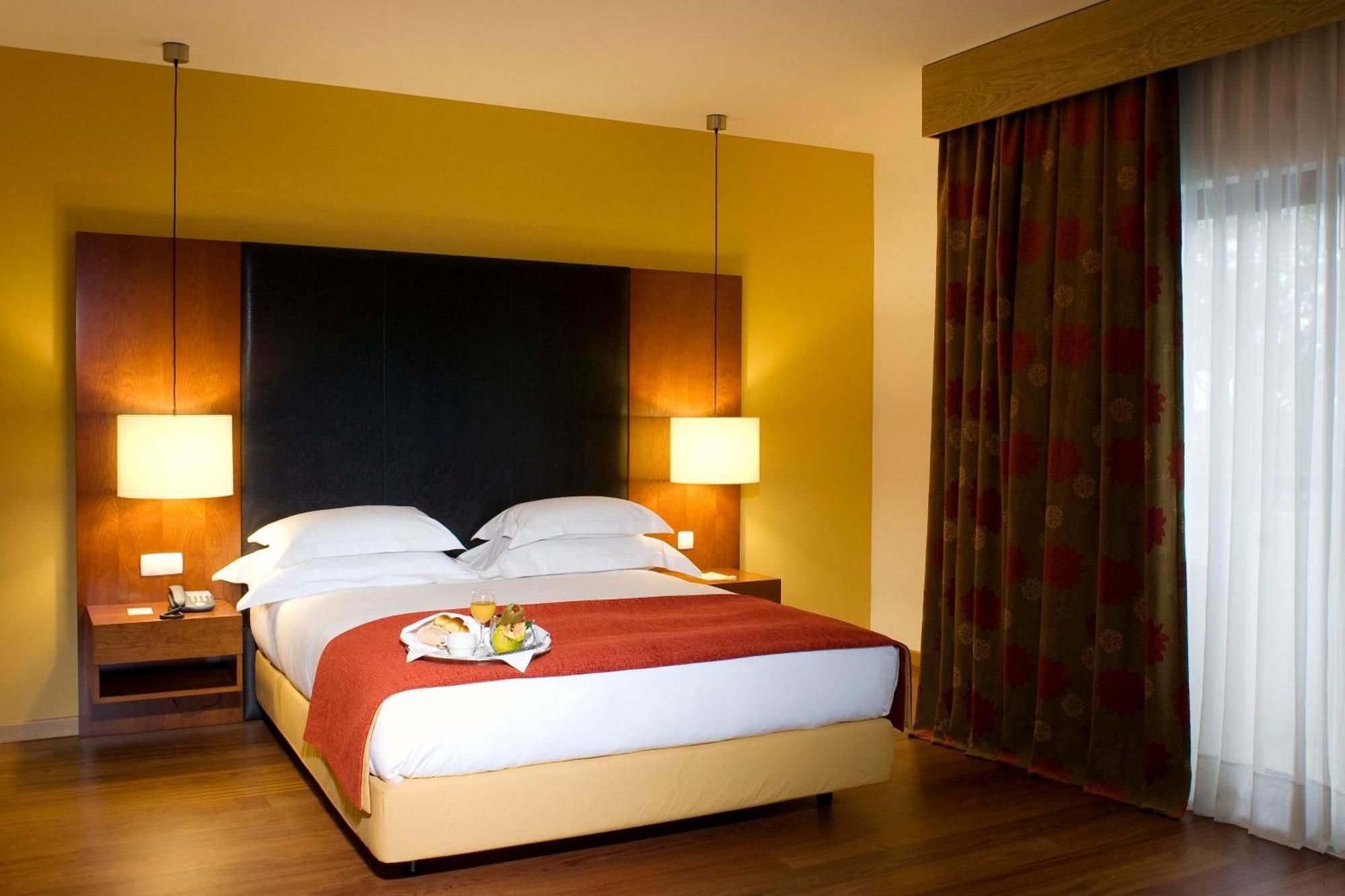 Double Room,1274324077:JPEG