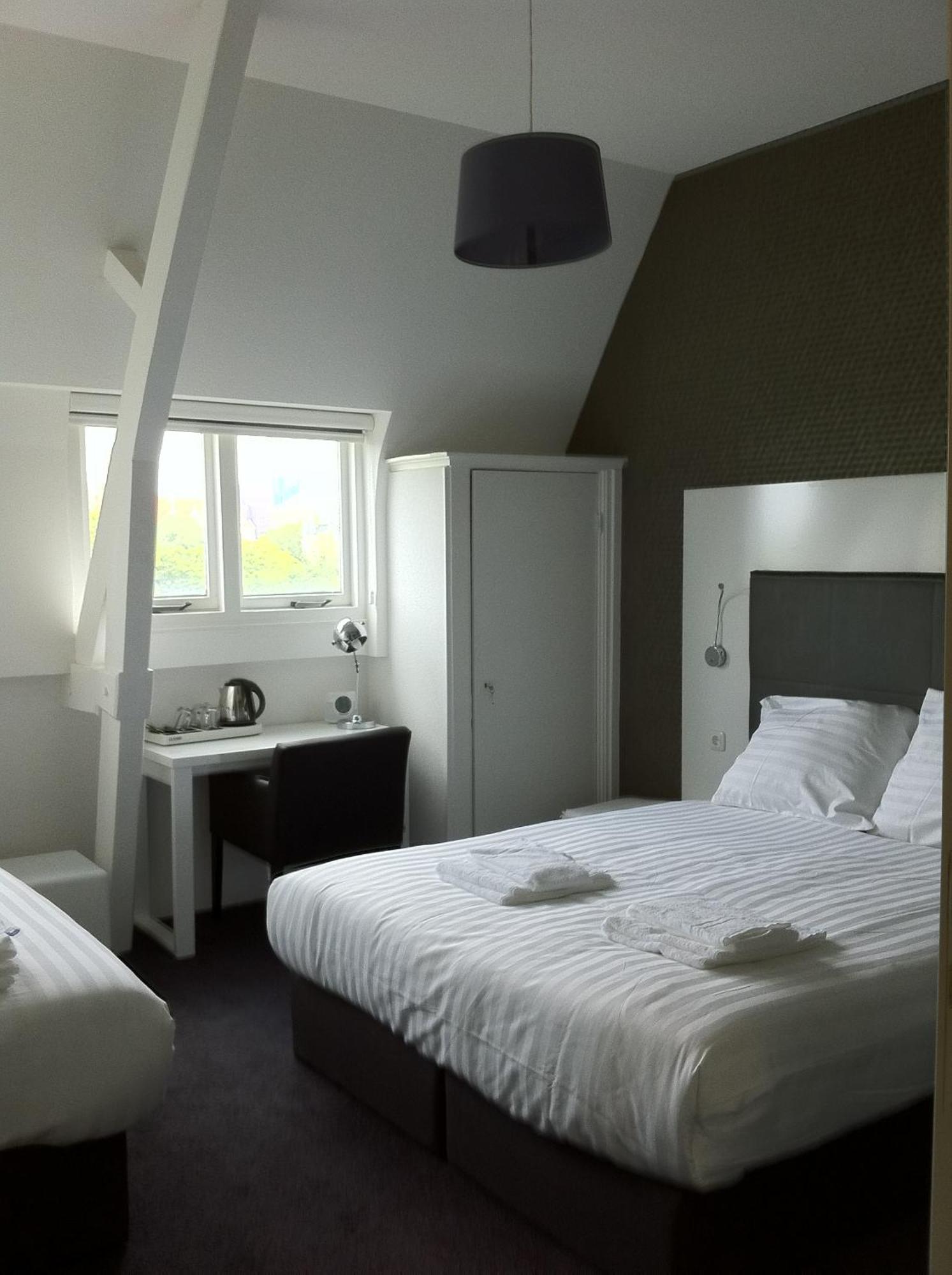 Small Triple Room