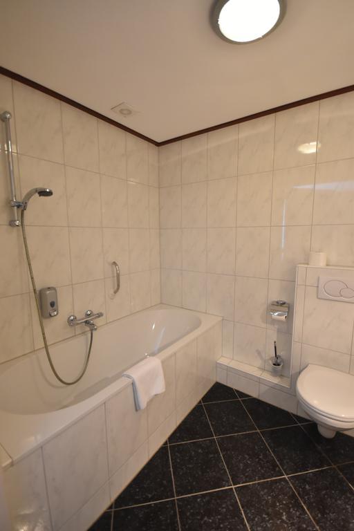 Double Room,807798045:JPEG