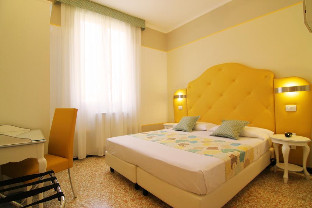 Double Room or Twin Room