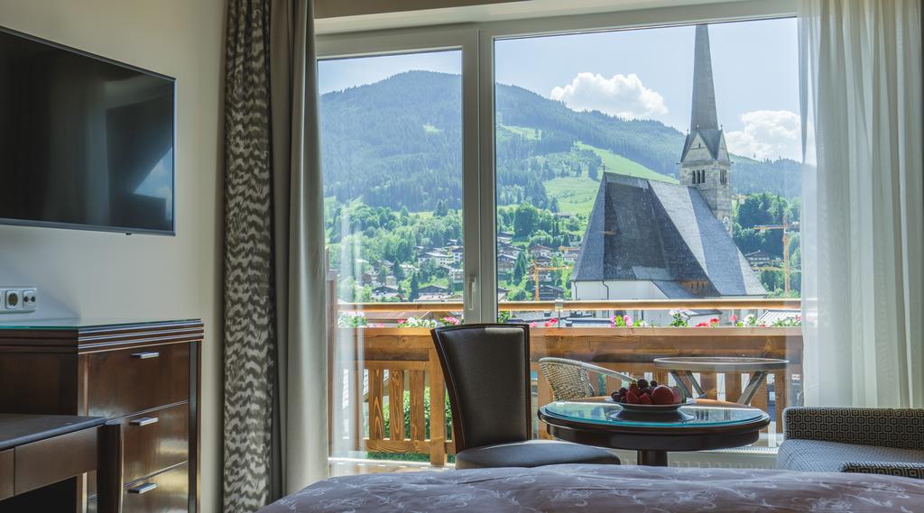 Double Room Mountain View