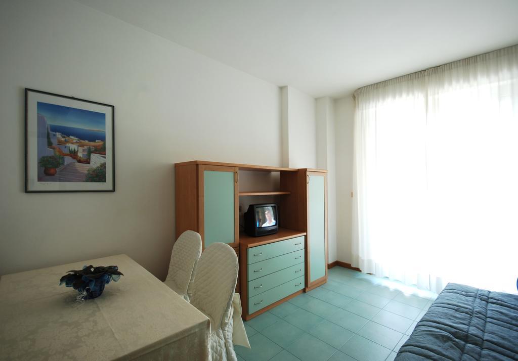 Two-Bedroom Apartment,66096445:JPEG