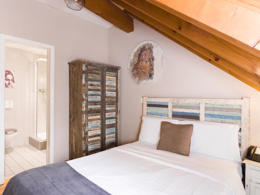 Double Room Attic,463281804:JPEG
