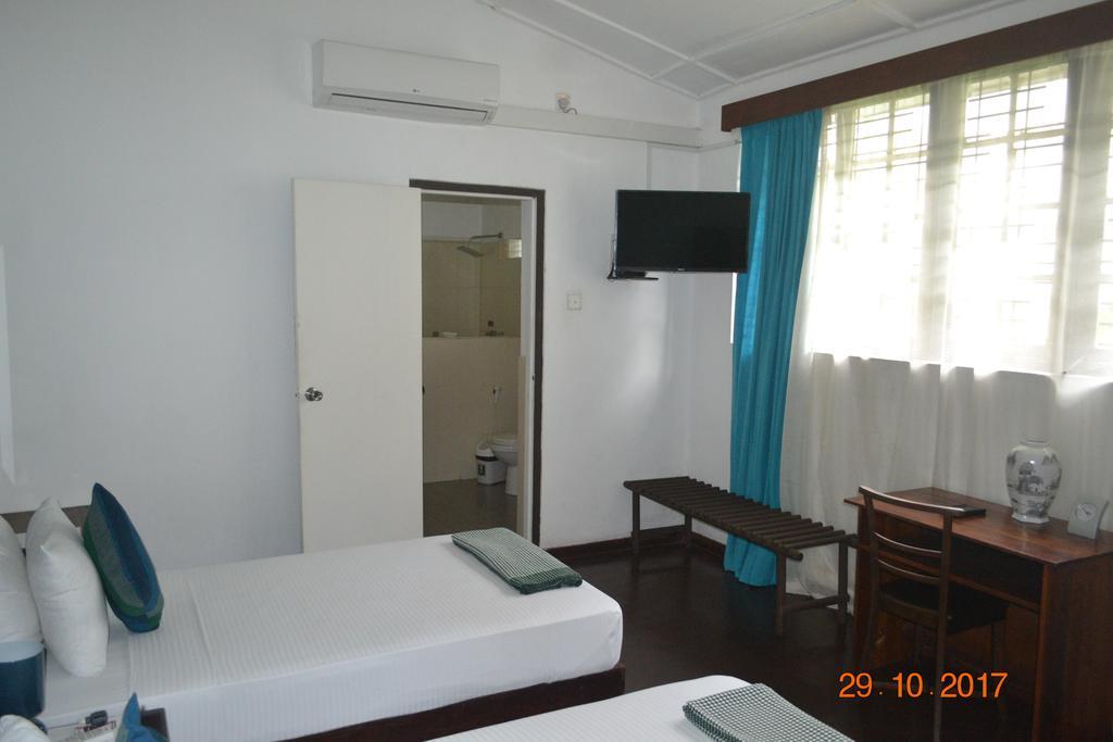 Large Twin Room