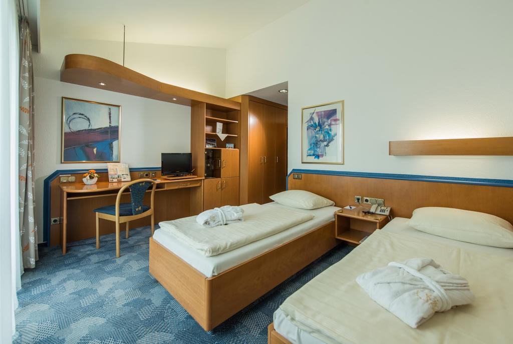 Standard Double Room,835450529:JPEG