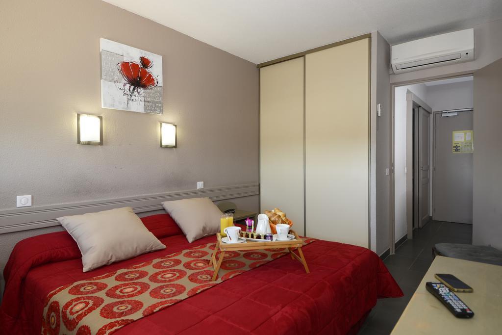 Confort Double Room Court View 1st Floor,464423268:JPEG