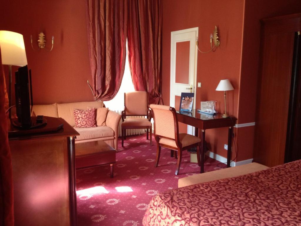 Junior Suite,1676730812:JPEG
