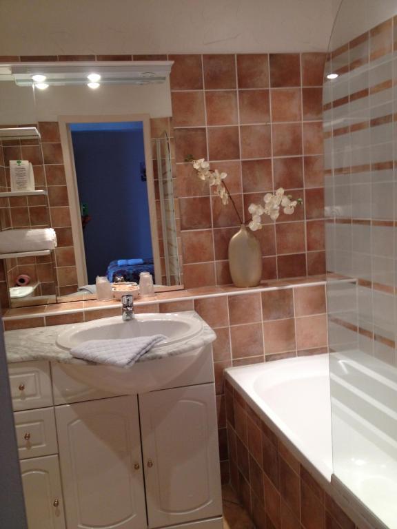 Triple Room,830347553:JPEG
