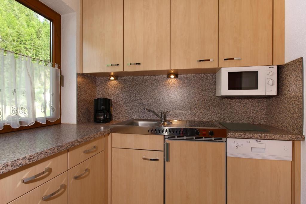 Comfort One-Bedroom Apartment Nr5,122273524:JPEG