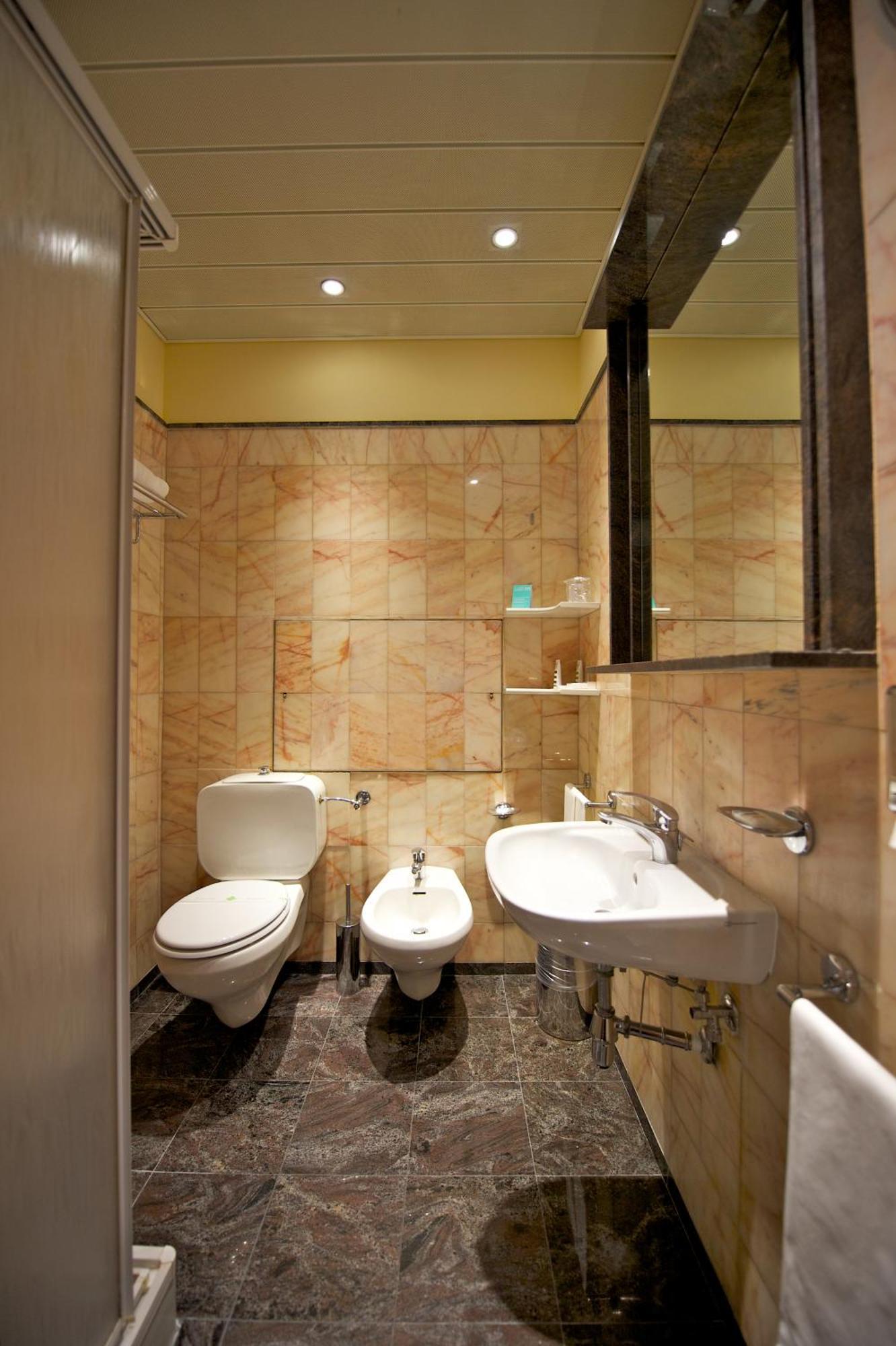 Economy Single Room
