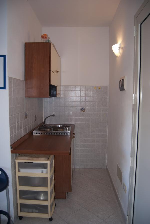 Monolocale con Divano-Letto