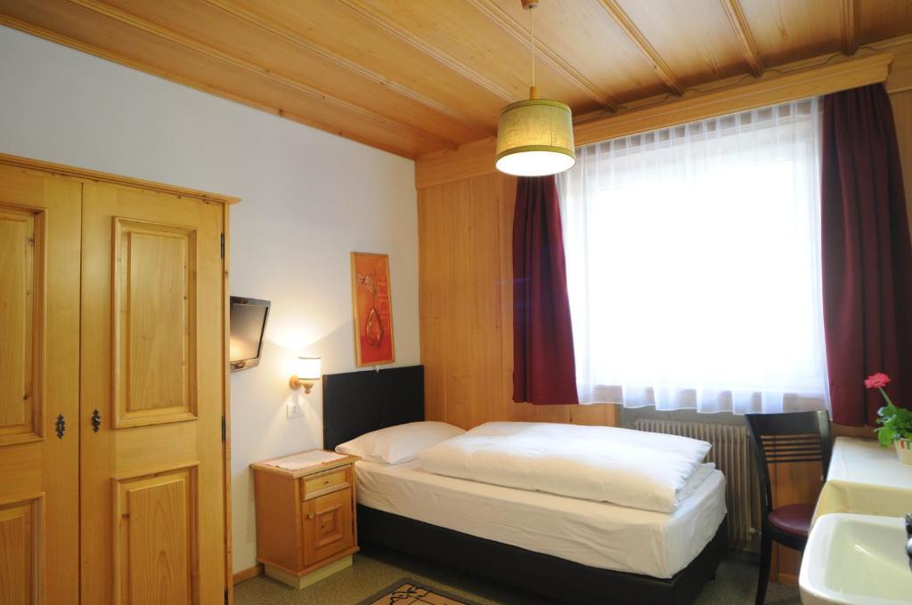 Double Room with River View,1589396686:JPEG