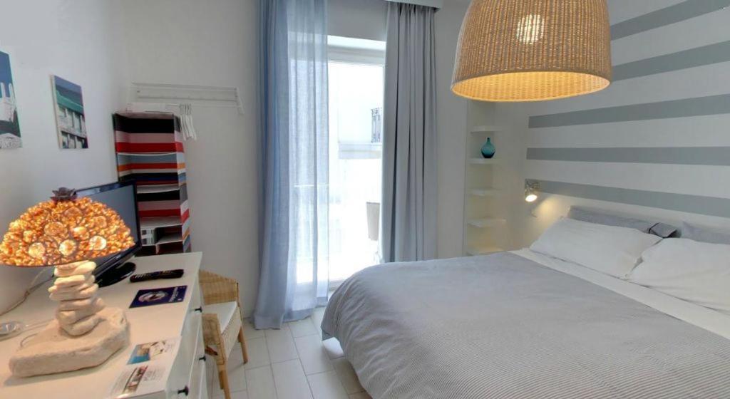 Double Room,49924068:JPEG