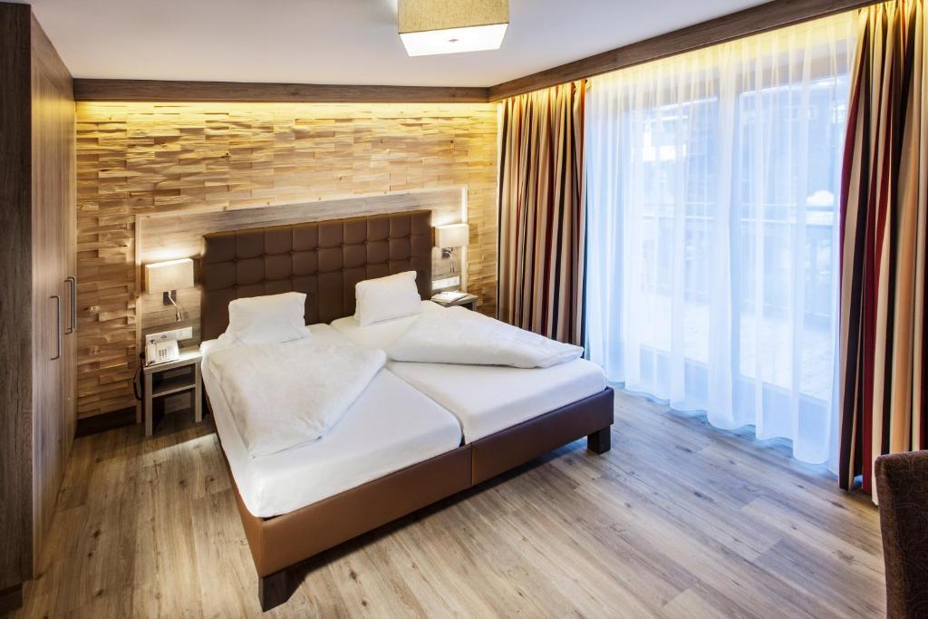 Junior Suite,49981695:JPEG