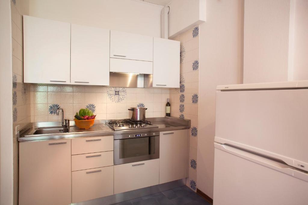 One-Bedroom Apartment,190726363:JPEG