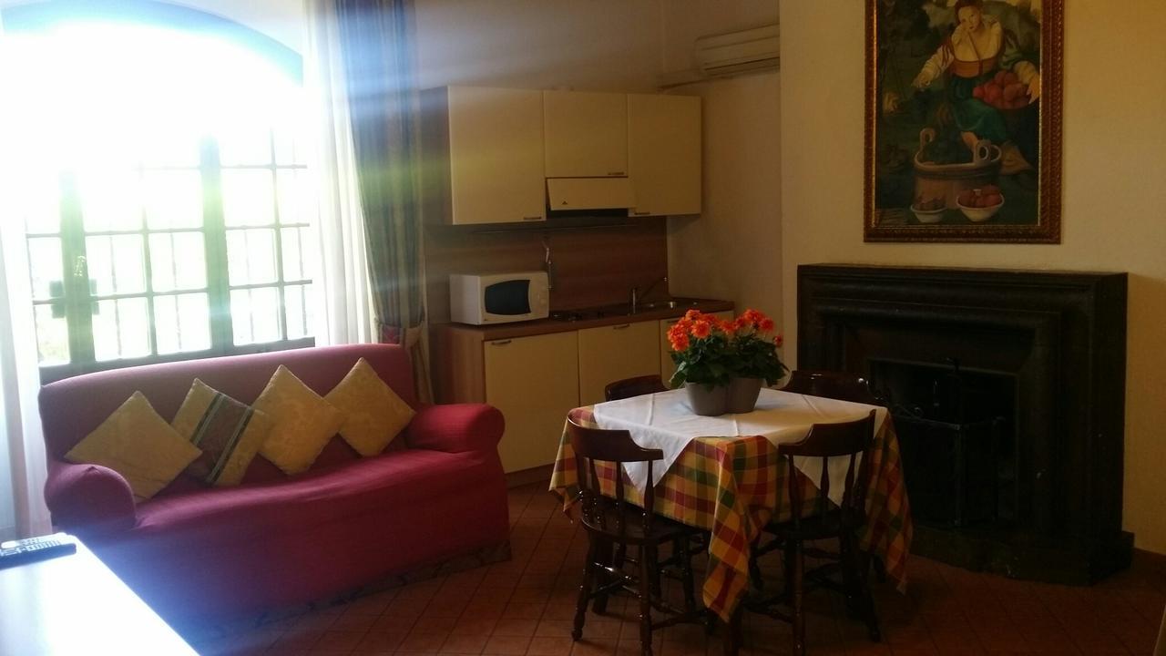 Studio Apartment,506699730:JPEG