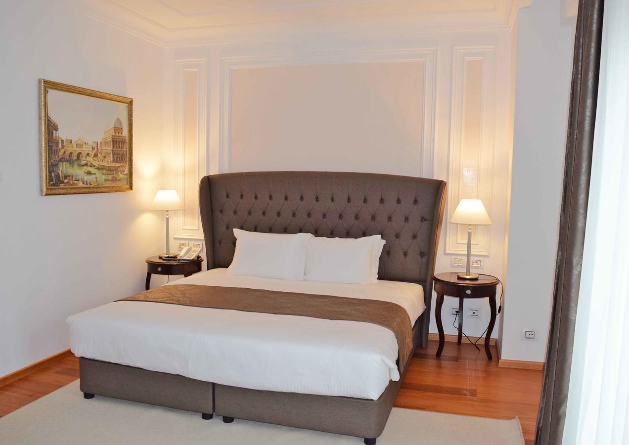 Deluxe Double Room,544580109:JPEG