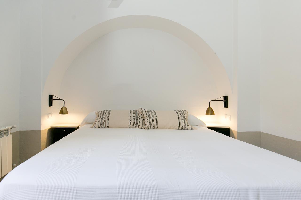 Classic Double Room Balcony,507201933:JPEG