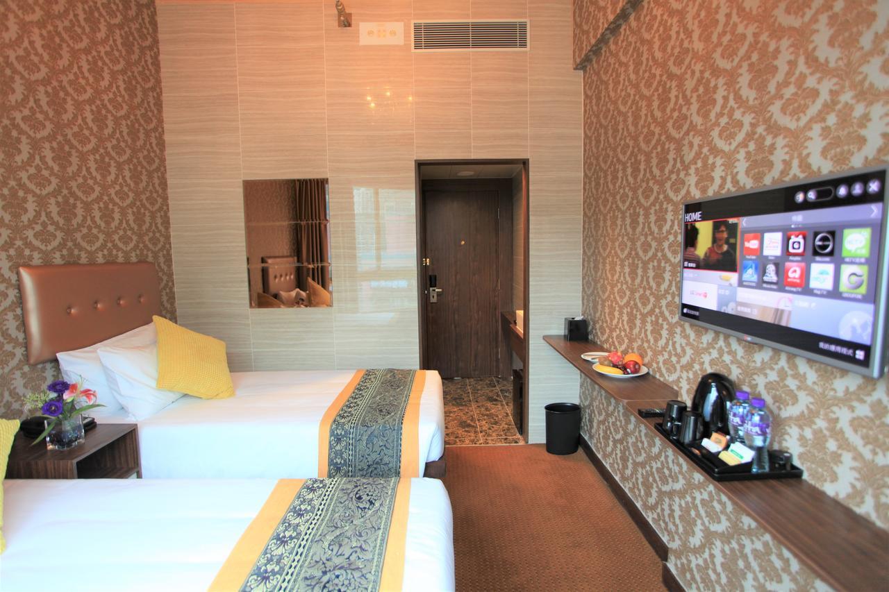 Deluxe Twin Room Hill View