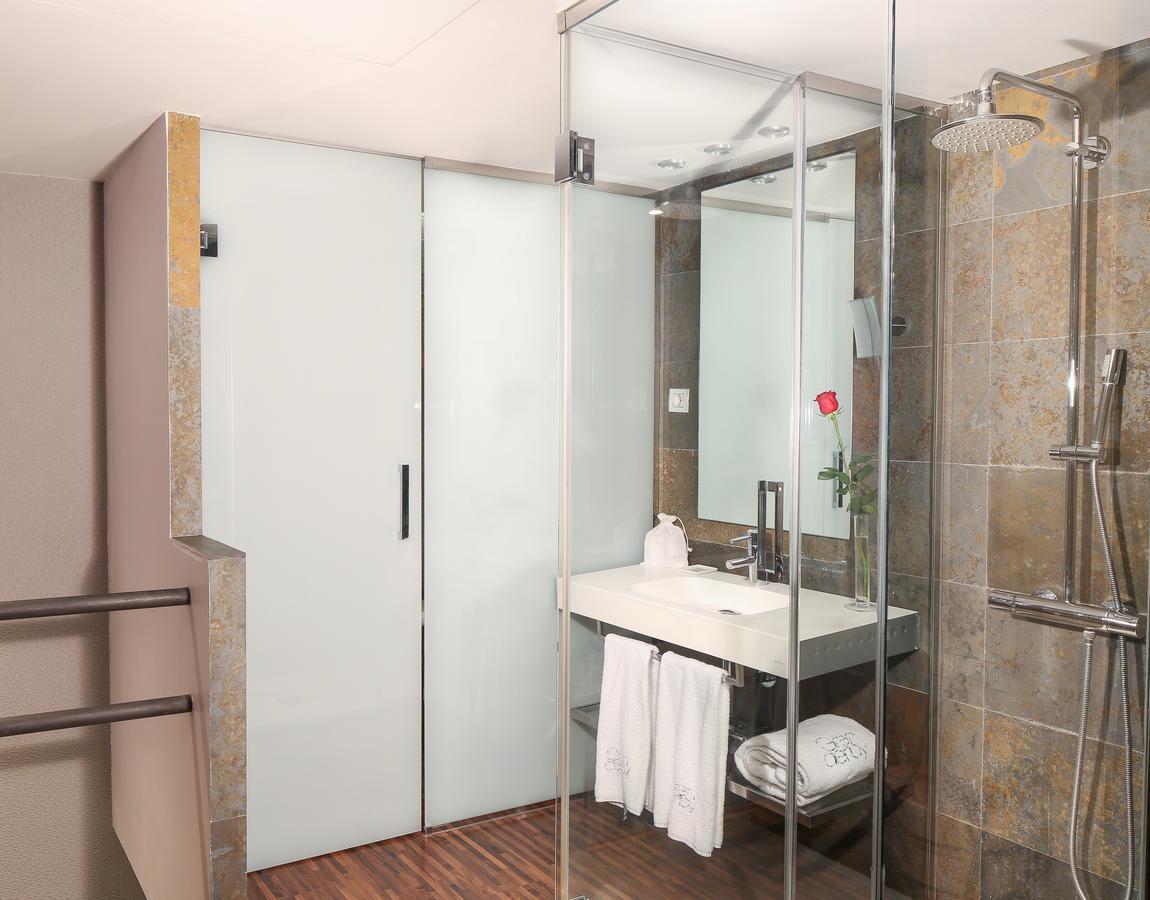 Standard Duplex Room