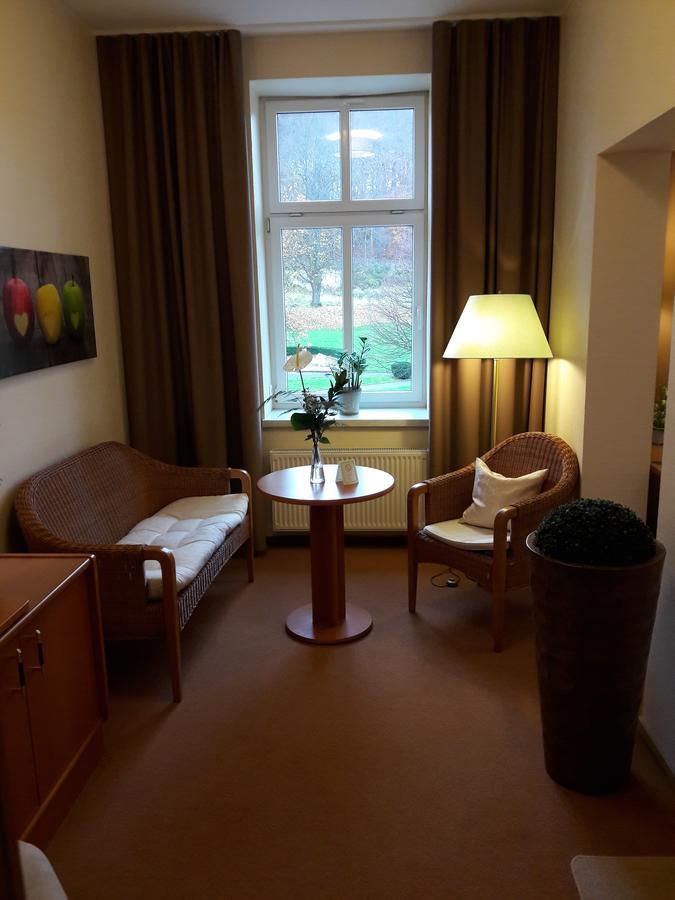 Suite,1516463284:JPEG