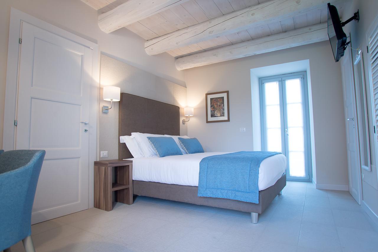 Double Room with Patio,507784797:JPEG