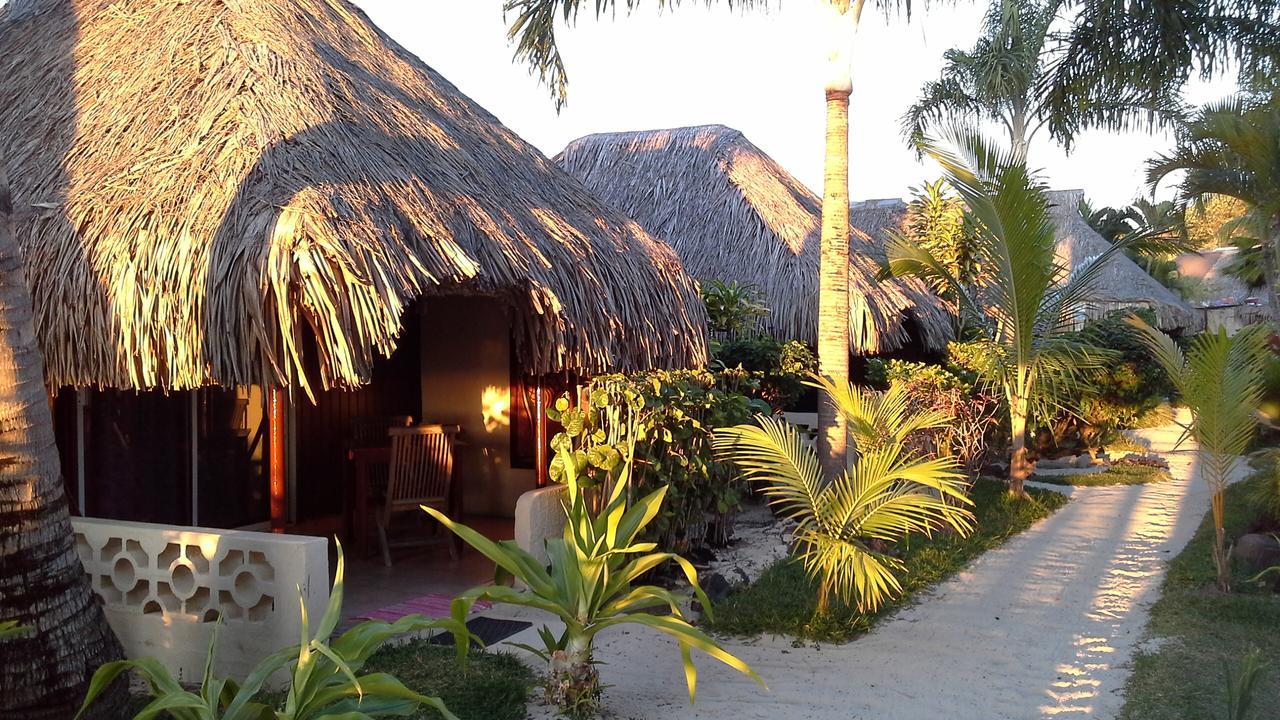 Bungalow Garden View