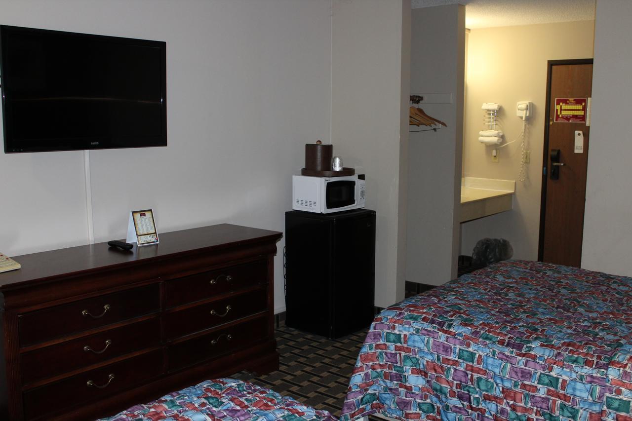 Double Room Two Double Beds Non-Smoking