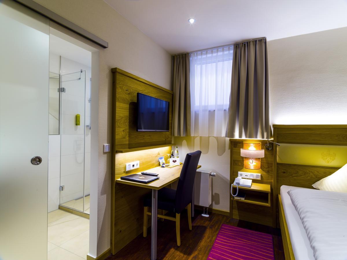 Single Room,511160517:JPEG
