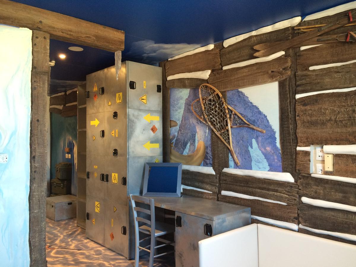 Arctic Standard Room