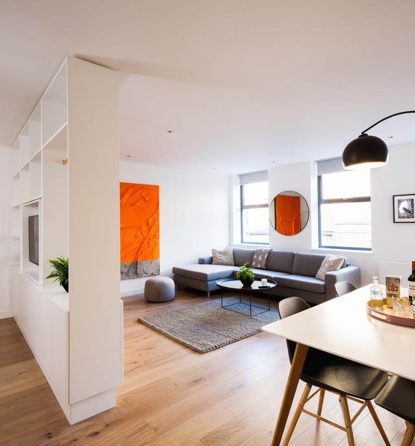 Deluxe Studio Apartment