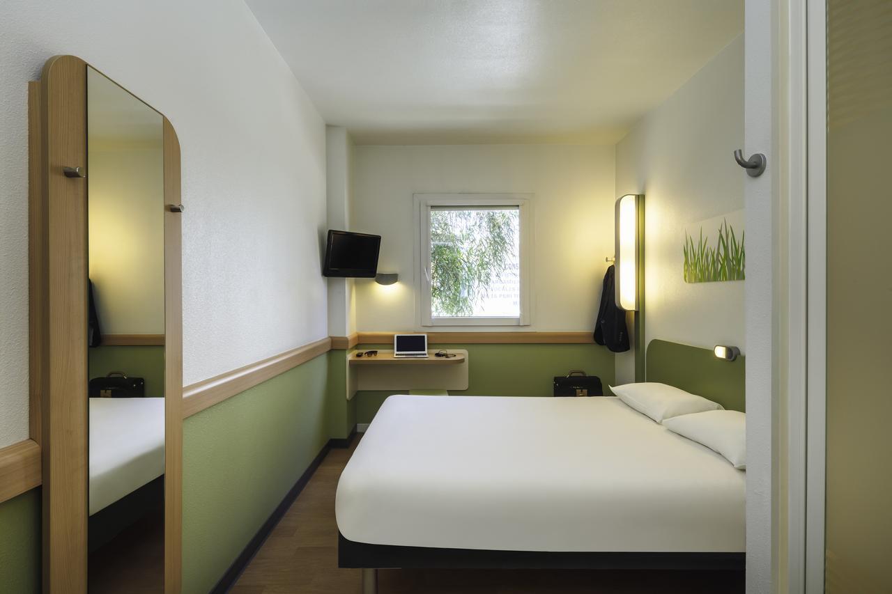Standard Double Room,519372666:JPEG