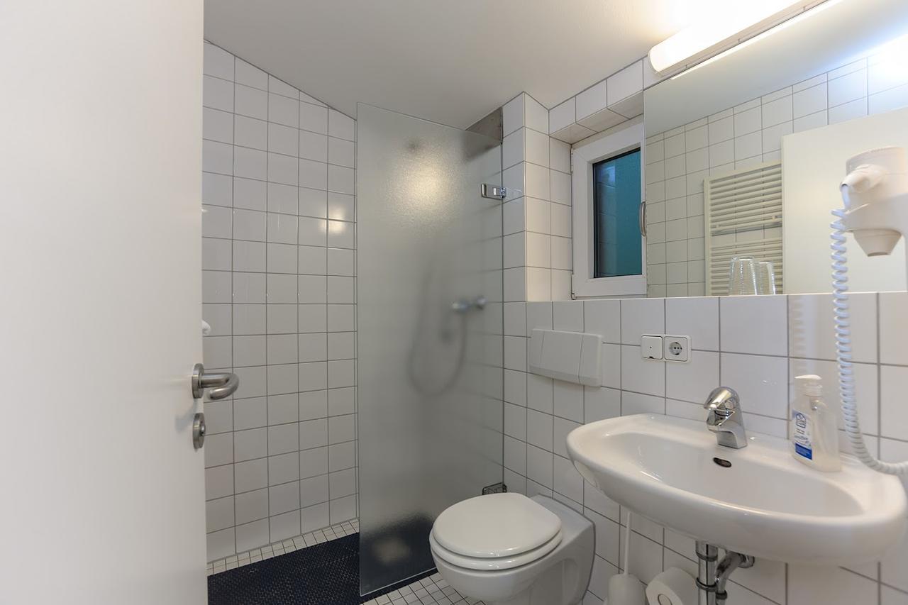Single Apartment,109281900:JPEG