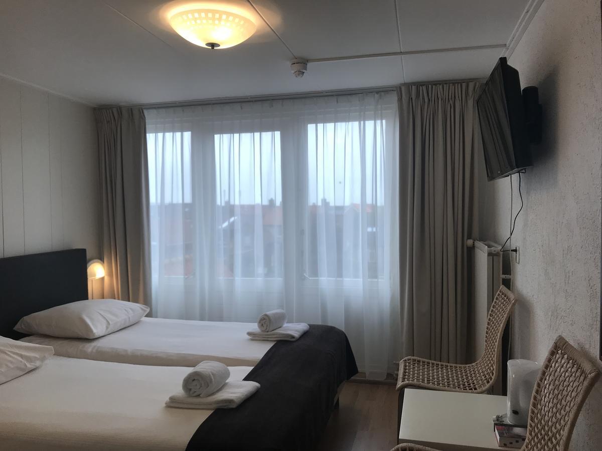 Double Room,519818355:JPEG