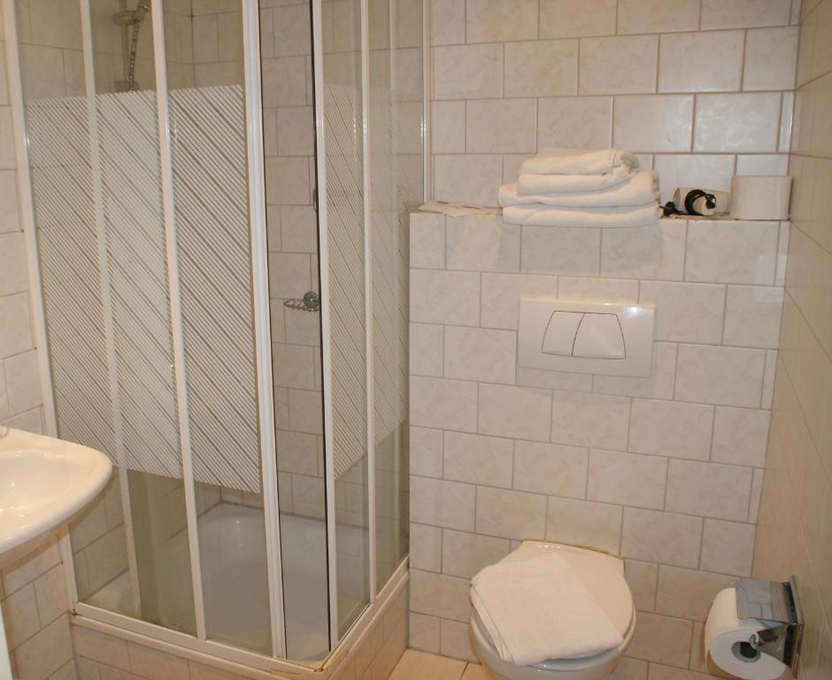 Twin Room Balcony,1516398304:JPEG