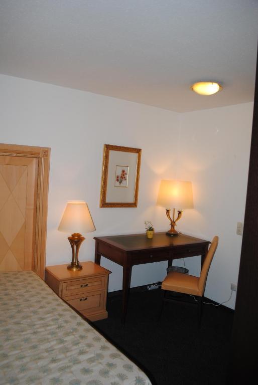 Double Room,112250073:JPEG